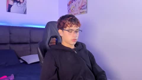 Aiden  online show from 10.18.25