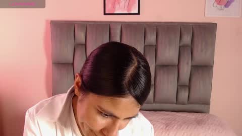 Snapshot of aiilynn_1 chatting on 10.14.25 Ailyn online show from 10.14.25