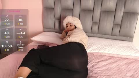 Snapshot of aiilynn_1 chatting on 10.30.25 Ailyn online show from 10.30.25