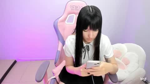 Snapshot of ailee_kawaii chatting on 12.26.24 Ailee Hyuga online show from 12.26.24