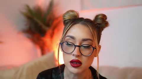  Aileen  online show from 10.26.25