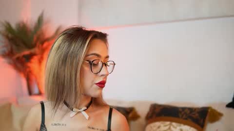  Aileen  online show from 12.01.25