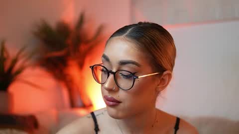  Aileen  online show from 03.18.26