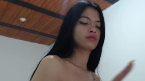 Snapshot of aileenibars02 chatting on 01.15.26 aileenibars02 online show from 01.15.26