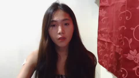 Snapshot of aina_sen chatting on 11.17.25 Aina sen online show from 11.17.25