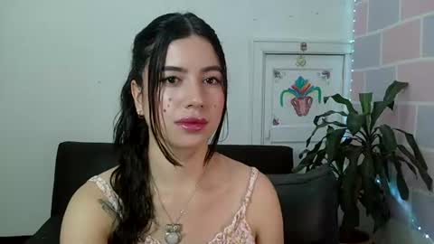 Snapshot of aine_ileana chatting on 07.07.26 J online show from 07.07.26