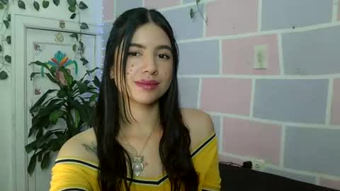 Snapshot of aine_ileana chatting on 07.16.26 J online show from 07.16.26
