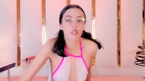 Snapshot of ainoanoire chatting on 03.30.26 online show from 03.30.26