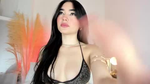 Snapshot of airikimmura chatting on 11.11.25 airi online show from 11.11.25