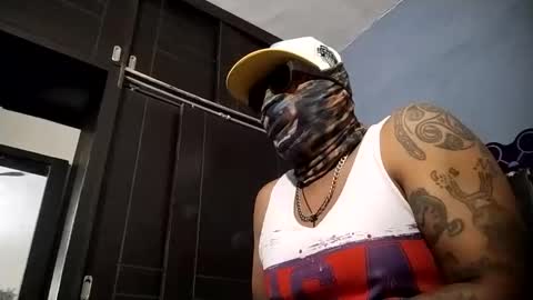 Snapshot of airoon91 chatting on 11.18.25 airoon91 online show from 11.18.25