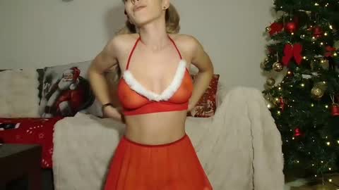 Aisha online show from 12.22.24