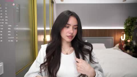 Aisha online show from 04.28.26