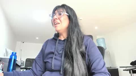 Katie   online show from 12.04.25