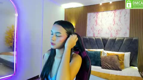 Snapshot of aisha_vex chatting on 05.25.26 Aisha online show from 05.25.26