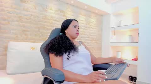  AITANA online show from 02.26.26