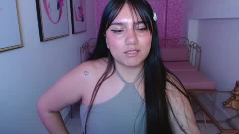 Snapshot of aitana_gomezz chatting on 05.27.26 Aitana online show from 05.27.26