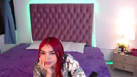 Snapshot of aixa_shaw chatting on 01.29.25 AIXA online show from 01.29.25