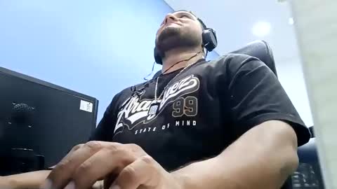 Esteban online show from 02.08.25