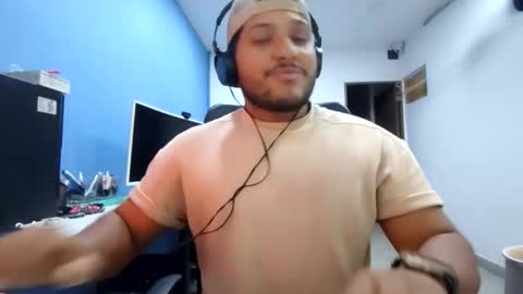 Esteban online show from 11.24.25