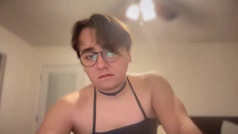 Snapshot of ajuliebellelemons chatting on 12.04.25 JullieBelleLemons online show from 12.04.25