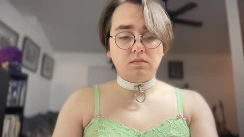 Snapshot of ajuliebellelemons chatting on 02.12.26 JullieBelleLemons online show from 02.12.26