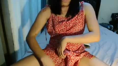 Snapshot of akamamiki25 chatting on 05.17.26 akamamiki25 online show from 05.17.26