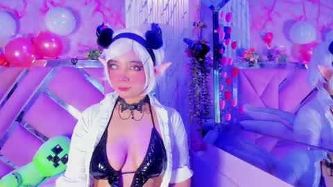 akane hikari  online show from 02.23.26