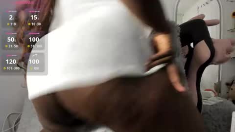 Snapshot of akanecox chatting on 01.09.25 akane online show from 01.09.25