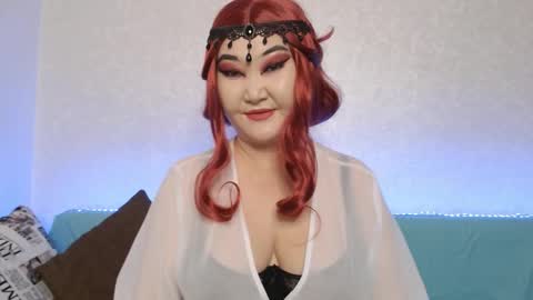 Snapshot of akanire chatting on 09.25.25 Shelly online show from 09.25.25