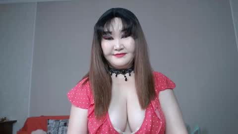 Snapshot of akanire chatting on 11.24.25 Shelly online show from 11.24.25