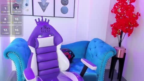 Azaka  online show from 10.22.25