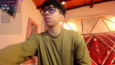 akazaboy online show from 12.18.24