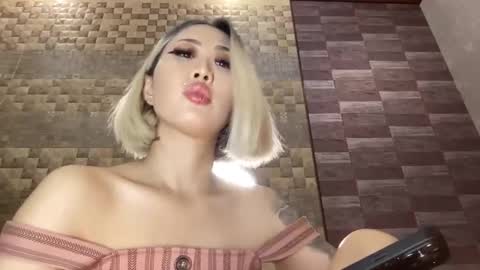 Snapshot of akemi_jp chatting on 09.13.25 Akemi online show from 09.13.25