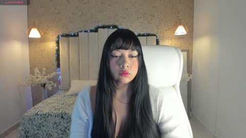 Luna online show from 12.31.24