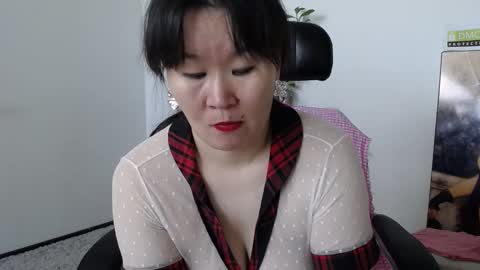 Snapshot of akira_xx chatting on 09.10.25 Akira online show from 09.10.25