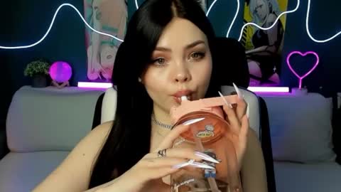 Snapshot of akirakatsu chatting on 02.04.25 Akira online show from 02.04.25