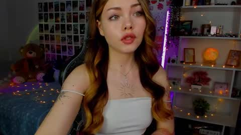 Snapshot of akirakatsu chatting on 09.26.25 Akira online show from 09.26.25