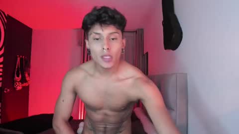 Snapshot of ala_ha_ chatting on 09.26.25 Ander uwu online show from 09.26.25