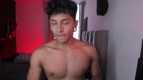 Snapshot of ala_ha_ chatting on 10.02.25 Ander uwu online show from 10.02.25