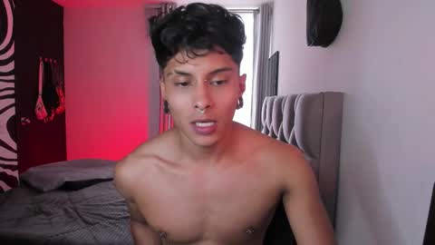 Snapshot of ala_ha_ chatting on 10.07.25 Ander uwu online show from 10.07.25