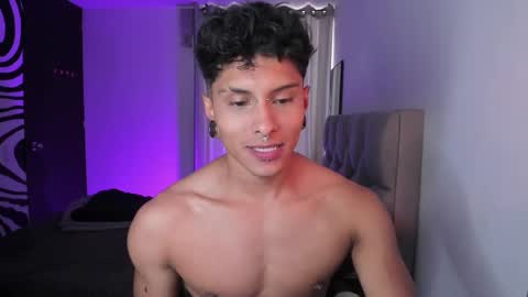 Snapshot of ala_ha_ chatting on 10.09.25 Ander uwu online show from 10.09.25