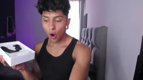 Snapshot of ala_ha_ chatting on 10.10.25 Ander uwu online show from 10.10.25