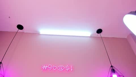 Snapshot of alahia_betancur chatting on 01.18.25 Alahia online show from 01.18.25