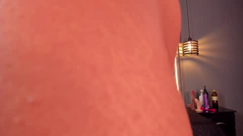 Snapshot of alahia_betancur chatting on 10.09.25 Alahia online show from 10.09.25