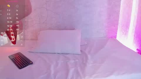 Snapshot of alahia_rosse chatting on 10.29.25 Alahia online show from 10.29.25