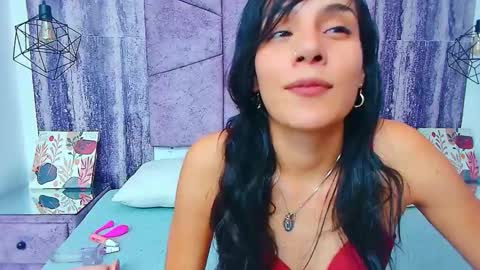 Snapshot of alahiaevansz chatting on 02.04.26 AlahiaEvansz online show from 02.04.26