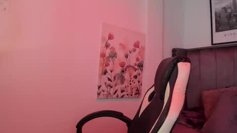 Alaia Carter online show from 09.23.25