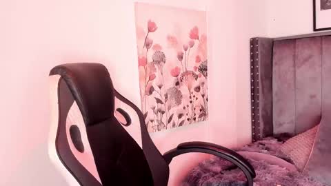 Alaia Carter online show from 12.23.25