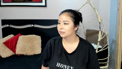     online show from 03.02.25