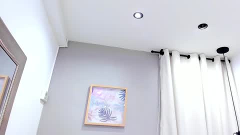     online show from 03.08.25